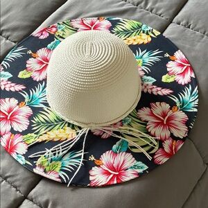 Peter Grimm Floral Brim Sun Hat - Black Brim with Cream Crown